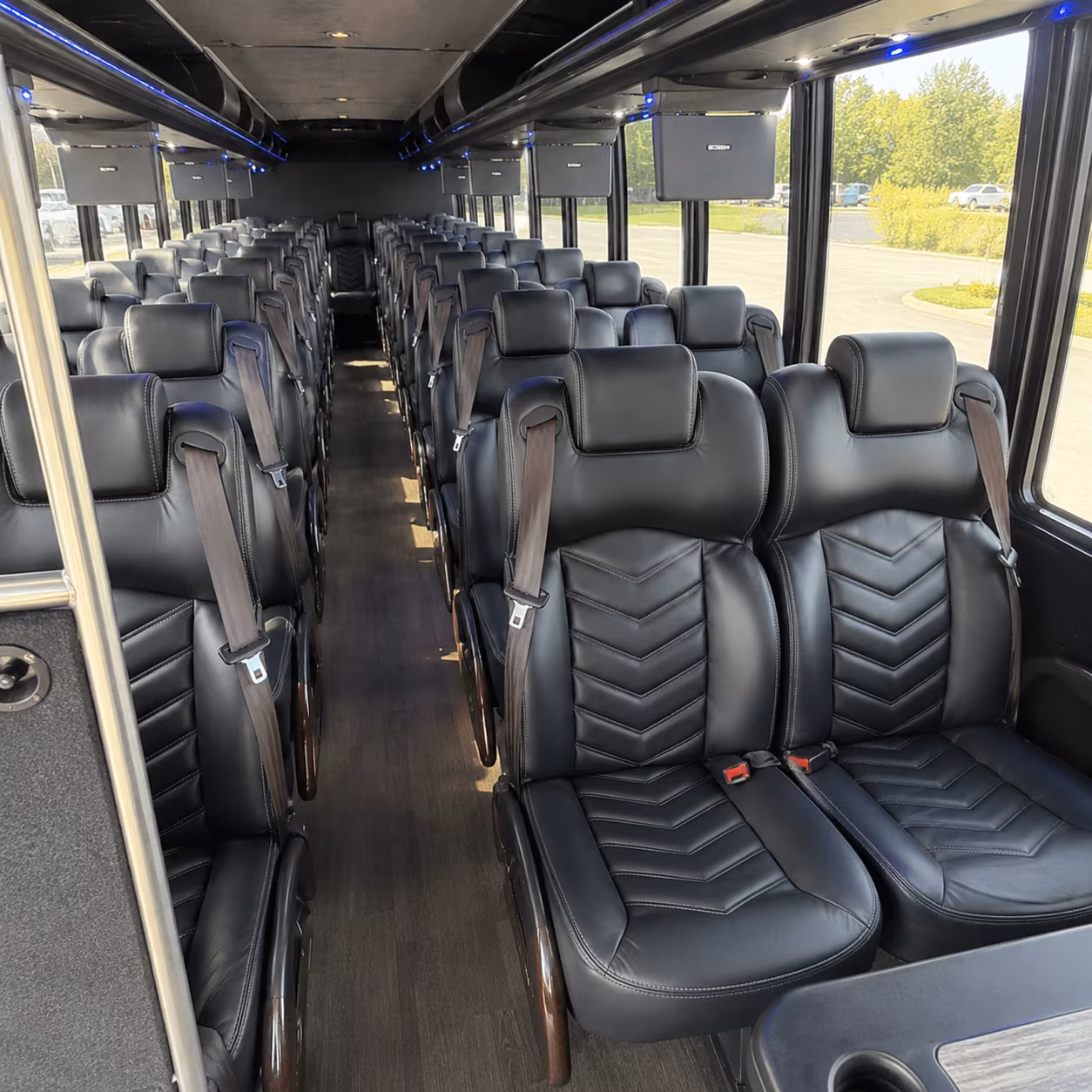 minibuses and motorcoaches to heritage farmstead and sci tech in plano and frisco