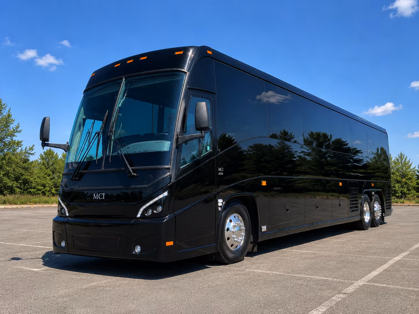wedding shuttle buses between mckinney hotel blocks and your venue